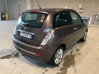 Usata Lancia Ypsilon 69 CV (50 kW) 2011 Marrone Utilitaria