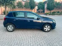 Usata Dacia Sandero 73 CV (53 kW) 2019 Bluazzurro Berlina