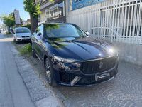 Usata Maserati GranSport 350 CV (257 kW) 2018 Blu Station wagon
