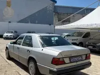Käytetty Mercedes E200 136 HP (100 kW) 1994 Harmaa Sedan