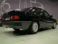 Usata Mercedes 190 122 CV (89 kW) 1989 Nero Berlina