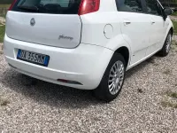 Usata Fiat Grande Punto 65 CV (47 kW) 2006 Bianco Utilitaria