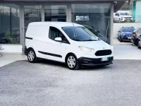 Usata Ford Transit Courier 76 CV (55 kW) 2016 Bianco Furgone