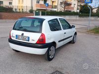 usata Renault Clio II 1.2 3 porte RN