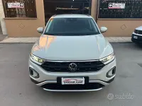 Usata VW T-Roc Style 116 CV (85 kW) 2023 Beige SUV