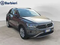 Usata VW T-Roc Life 110 CV (80 kW) 2023 Grigio SUV