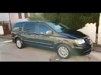 Usata Lancia Voyager Platinum 177 CV (130 kW) 2014 Nero Monovolume