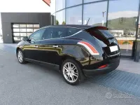 Usata Lancia Delta 120 CV (88 kW) 2010 Nero Utilitaria