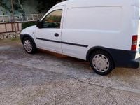 Usata Opel Combo 97 CV (71 kW) 2008 Monovolume