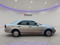 Usata Mercedes C200 Elegance 192 CV (141 kW) 1997 Grigio Berlina