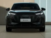 Nuova Audi Q6 Sportback e-tron S-Line 239 kW (326 CV) 2026 Nero mito metallizzato SUV