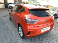 Usata Renault Clio V Evolution 67 CV (49 kW) 2024 Arancione Berlina