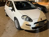 Usata Fiat Punto Street 75 CV (55 kW) 2013 Bianco Utilitaria