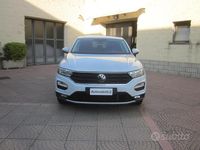 Usata VW T-Roc Sport 150 CV (110 kW) 2021 Grigio perlato SUV