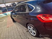 Usata BMW 218 150 CV (110 kW) 2017 Nero Monovolume