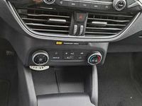 Usata Ford Kuga Titanium 120 CV (88 kW) 2022 Bianco SUV