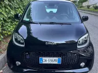 Usata Smart ForTwo Coupé Pulse 41 kW (56 CV) 2023 Nero Utilitaria