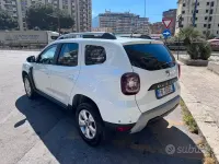 Usata Dacia Duster Lauréate 109 CV (80 kW) 2018 Bianco SUV
