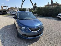 Usata Lancia Ypsilon Gold 69 CV (50 kW) 2022 Blu/azzurro Utilitaria
