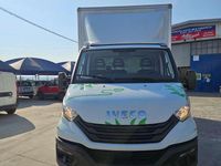 Usata Iveco Daily 136 CV (100 kW) 2022 Bianco Furgone