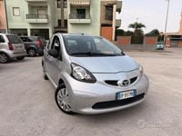 Usata Toyota Aygo 68 CV (50 kW) 2010 Grigio Utilitaria