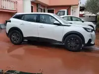Usata Peugeot 2008 101 CV (74 kW) 2020 Bianco SUV
