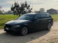 Usata BMW 330 Efficient Dynamics 245 CV (180 kW) 2011 Nero Station wagon