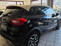 Usata Renault Captur Zen 90 CV (66 kW) 2017 Nero SUV