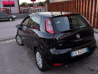 Usata Fiat Punto 77 CV (56 kW) 2015 Berlina