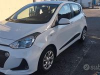 Usata Hyundai i10 83 CV (61 kW) 2017 Bianco Utilitaria