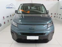 Nuova Fiat Doblò 131 CV (96 kW) 2025 Blu Monovolume