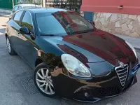 Usata Alfa Romeo Giulietta Exclusive 105 CV (77 kW) 2011 Nero Utilitaria