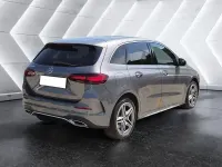 Usata Mercedes B250e Advanced Plus 218 CV (160 kW) 2025 Grigio scuro Utilitaria