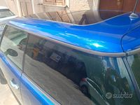 Usata Mini ONE 75 CV (55 kW) 2003 Blu Utilitaria