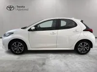 Usata Toyota Yaris Hybrid Trend 92 CV (67 kW) 2022 Bianco Berlina