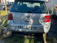 Usata VW Golf IV 100 CV (73 kW) 2000 Grigio Berlina