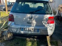 Usata VW Golf IV 2000 Grigio Berlina