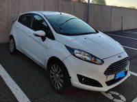 Usata Ford Fiesta 95 CV (69 kW) 2014 Bianco Berlina