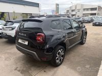 Usata Dacia Duster Journey 101 CV (74 kW) 2023 Nero Station wagon