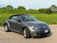 Usata VW Beetle Cabriolet Sportline 150 CV (110 kW) 2016 Grigio Cabrio