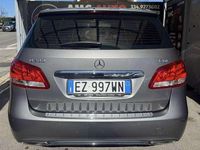 Usata Mercedes B200 136 CV (100 kW) 2015 Grigio Monovolume