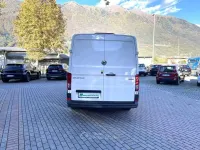 Usata VW Crafter 140 CV (102 kW) 2022 Bianco Furgone