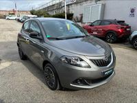 usata Lancia Ypsilon 1.0 firefly hybrid Silver s&s 70cv 5p.ti