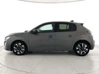 Usata Peugeot 208 Allure 101 CV (74 kW) 2025 Grigio selenium metallizzato Utilitaria