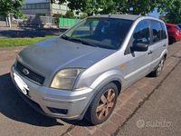 Usata Ford Fusion 2004 Grigio Berlina