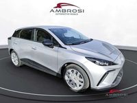 Usata MG MG4 EV Luxury 150 kW (204 CV) 2024 Argento Utilitaria