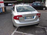 Usata Volvo S60 Summum 202 CV (148 kW) 2010 Grigio Berlina