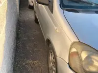 Usata Toyota Yaris 68 CV (50 kW) 1999 Grigio Utilitaria