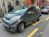Usata Peugeot 107 54 CV (39 kW) 2006 Grigio Utilitaria