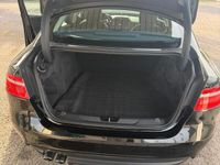 Usata Jaguar XF 179 CV (131 kW) 2019 Nero Berlina